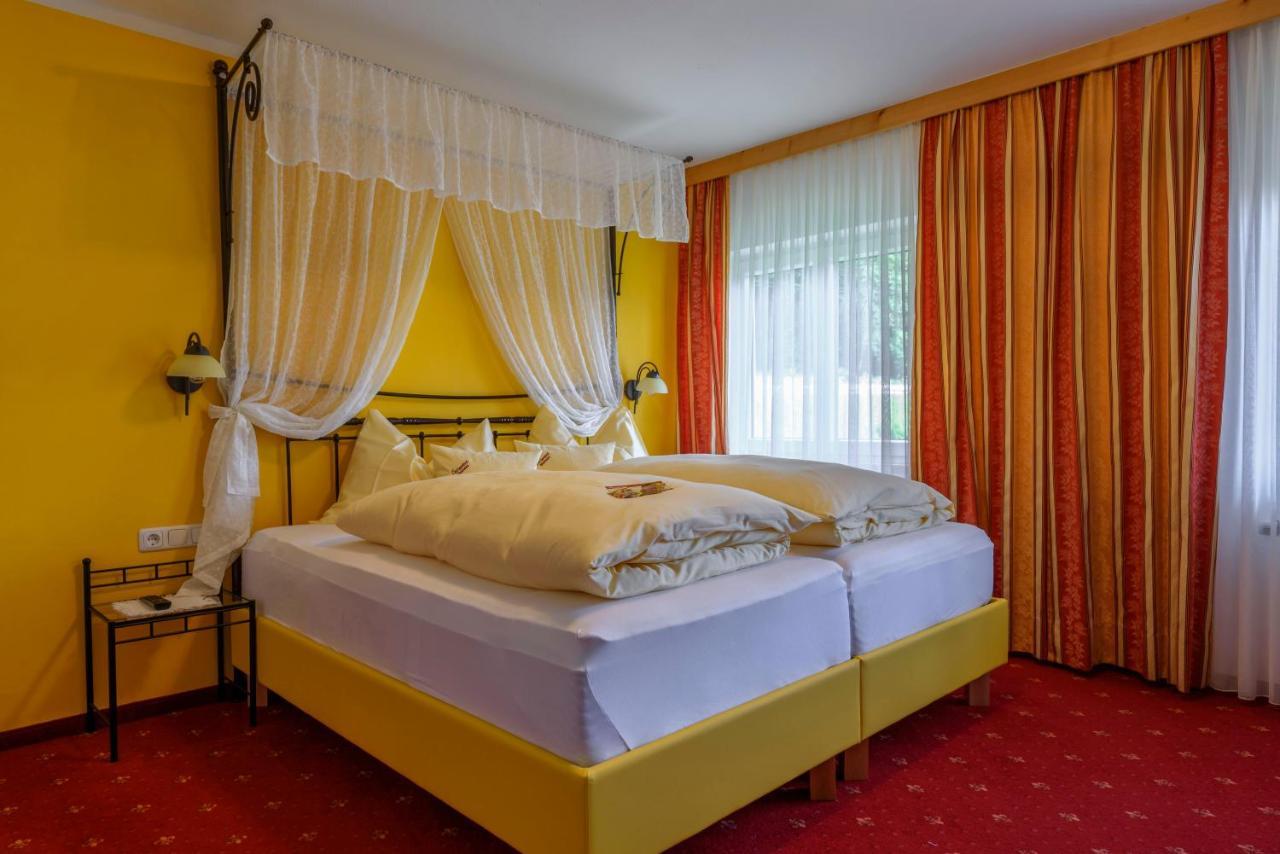 กาสท์ฮอฟ วาลดวีร์ท Hotel รุสบาค อัม พาสเกอชุตต์ ภายนอก รูปภาพ
