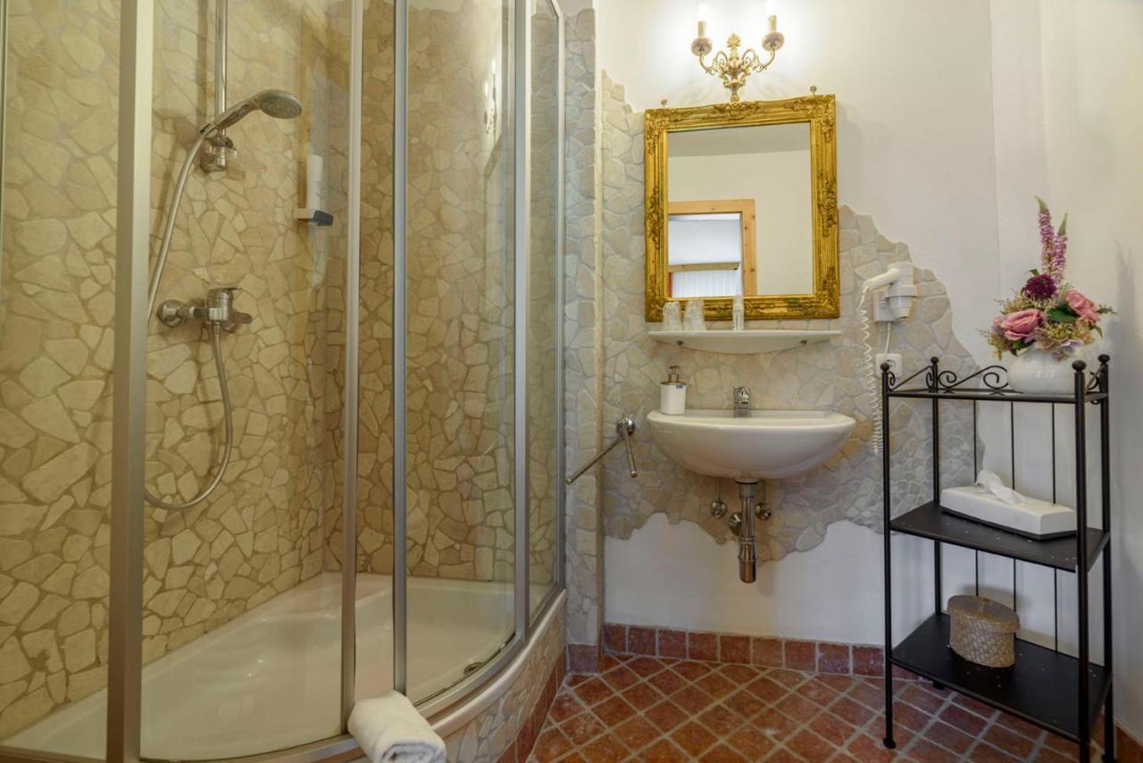 กาสท์ฮอฟ วาลดวีร์ท Hotel รุสบาค อัม พาสเกอชุตต์ ภายนอก รูปภาพ