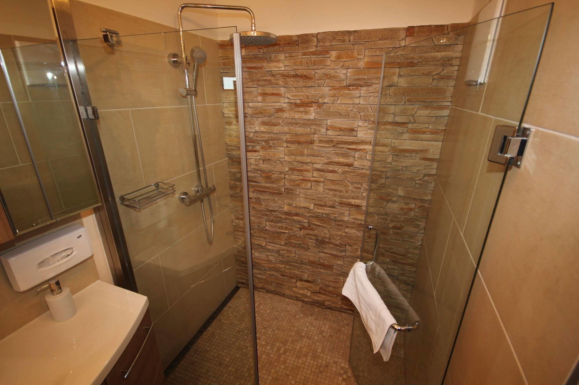 กาสท์ฮอฟ วาลดวีร์ท Hotel รุสบาค อัม พาสเกอชุตต์ ภายนอก รูปภาพ