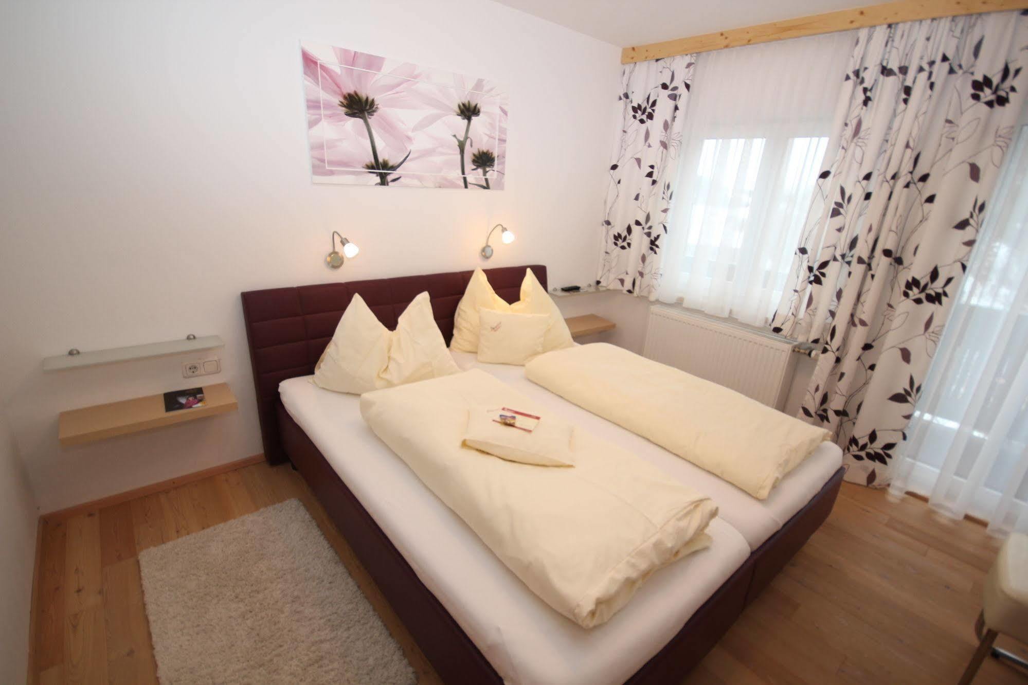 กาสท์ฮอฟ วาลดวีร์ท Hotel รุสบาค อัม พาสเกอชุตต์ ภายนอก รูปภาพ